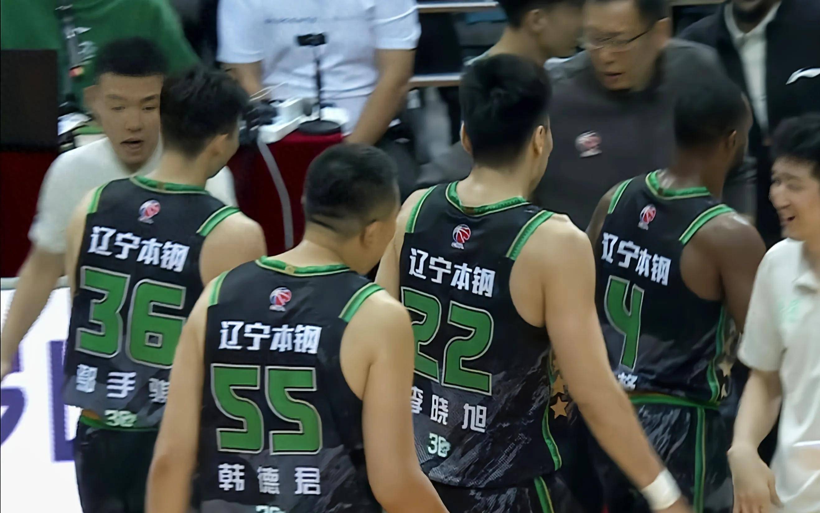 里程碑夜斯图加特状态回暖，CBA常规赛窗口期刷纪录，震撼外界，资深球员宣示担当的简单介绍