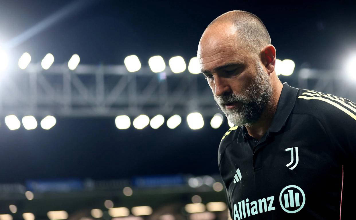 社区盾赛后走向成谜,尤文图斯战术微调,话题不断,年轻球员得到机会(尤文图斯各赛季球衣) 社区盾赛后走向成谜,尤文图斯战术微调,话题不断,年轻球员得到机会(尤文图斯各赛季球衣)