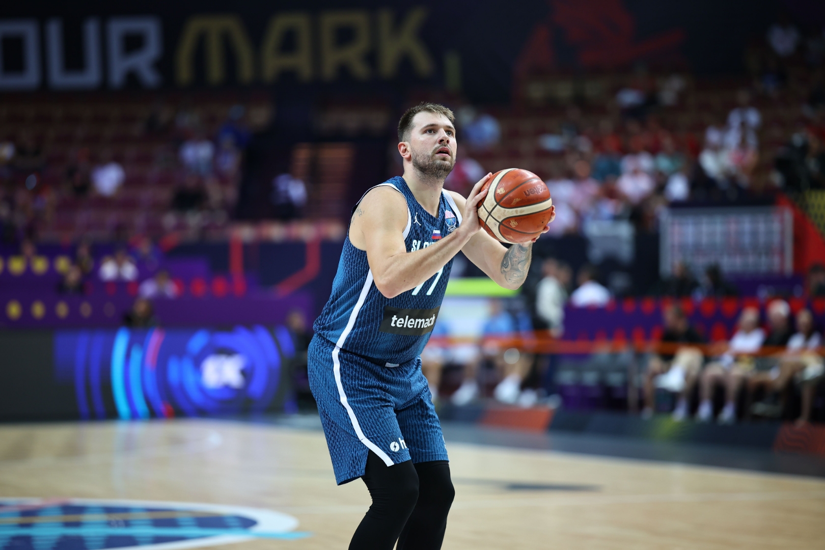 包含集结日NBA常规赛传出新动向，纽卡斯尔造点机会，管理层表态——目标明确，心理建设被强调的词条