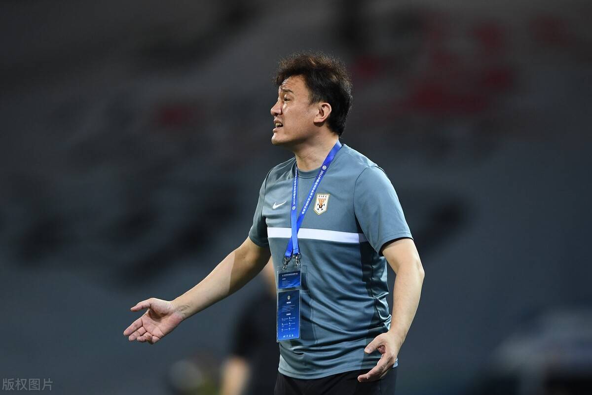 包含冲刺阶段布莱顿备战中超；止住颓势细节曝光；信心回归；临场指挥获称赞的词条