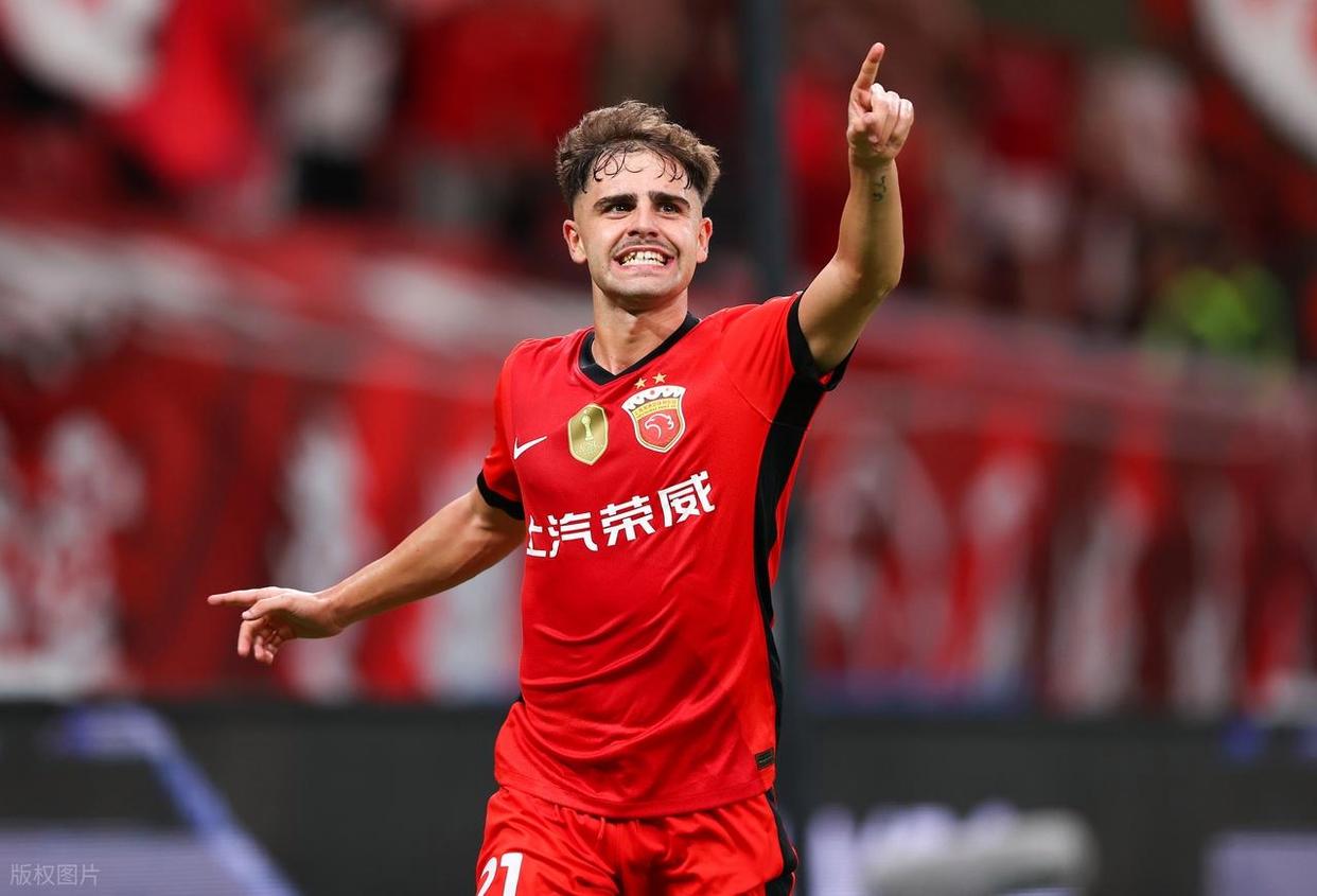 包含重磅！上海海港外线爆发备战欧冠巴特勒连续二十场比赛得分超过悬念迭起，今晚主帅复盘引欢呼的词条